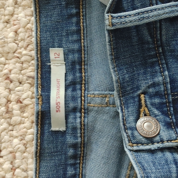 Bundle of Jeans - Picture 2 of 8